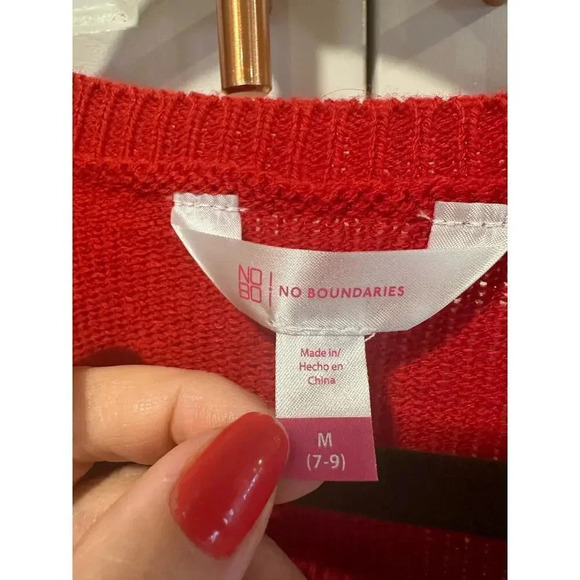 Santa Favorite No Boundaries Christmas Sweater Medium - Picture 4 of 4